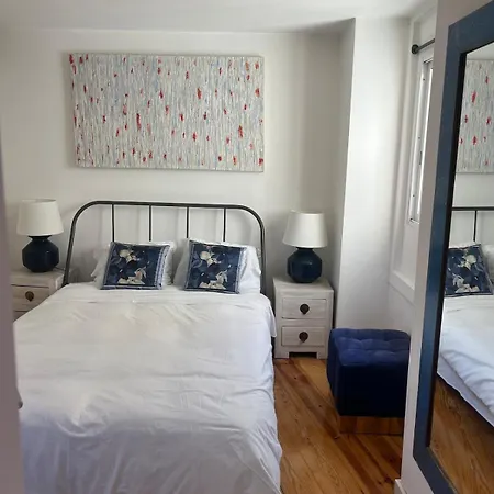 One-bedroom Overlooking Castelo De Sao Jorge * Lisboa